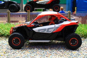 DCM60002 Diecastmasters 1:32 Scale CAN-AM Maverick X3 X RS Turbo RR All terrain 4x4 vehicle