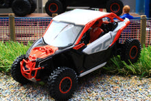 Load image into Gallery viewer, DCM60002 Diecastmasters 1:32 Scale CAN-AM Maverick X3 X RS Turbo RR All terrain 4x4 vehicle