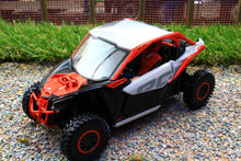 Load image into Gallery viewer, DCM60002 Diecastmasters 1:32 Scale CAN-AM Maverick X3 X RS Turbo RR All terrain 4x4 vehicle