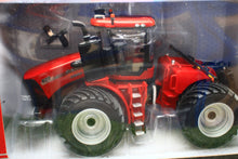 Load image into Gallery viewer, ERT44317 Ertl 1:32 Scale Case IH Steiger 620 LSW with duals front and back