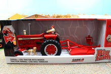 Load image into Gallery viewer, ERT44380 Ertl 1:16 Scale Big Farm International 2WD Tractor with topper