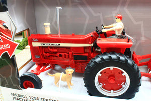 ERT44380 Ertl 1:16 Scale Big Farm International 2WD Tractor with topper