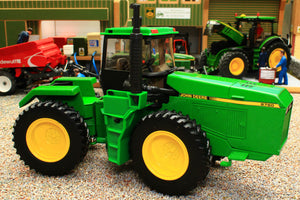 ERT45020 Ertl 1:32 Scale John Deere 8760 4wd Articulated Tractor