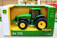 Load image into Gallery viewer, ERT4575 Ertl John Deere 8R 370 4WD Tractor with row crop duals front and back