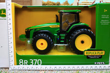 Load image into Gallery viewer, ERT4575 Ertl John Deere 8R 370 4WD Tractor with row crop duals front and back