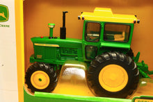 Load image into Gallery viewer, ERT45864 ERTL 1:32 Scale John Deere 4020 4WD Tractor with MFD Cab