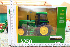 ERT45915 ERTL 1:32 Scale John Deere 4250 4WD Tractor Prestige Collection Model