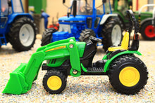 Load image into Gallery viewer, ERT46584 Ertl 1:32 Scale John Deere Garden Tractor with Front Loader
