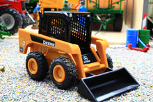 Load image into Gallery viewer, ERT46586 Ertl 1:32 Scale John Deere Skid Steer Simple Play Range