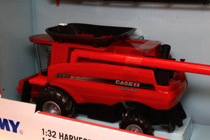 ERT47357 Ertl 1:32 Scale Case IH Harvesting set AFS 8230 Combine Harvester with Magnum 380 Tractor and Grain Cart
