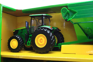 ERT47358 ERTL 1:32 Scale John Deere Harvesting Set inc S780 Combine with 7240R Tractor and Grain Chaser Bin