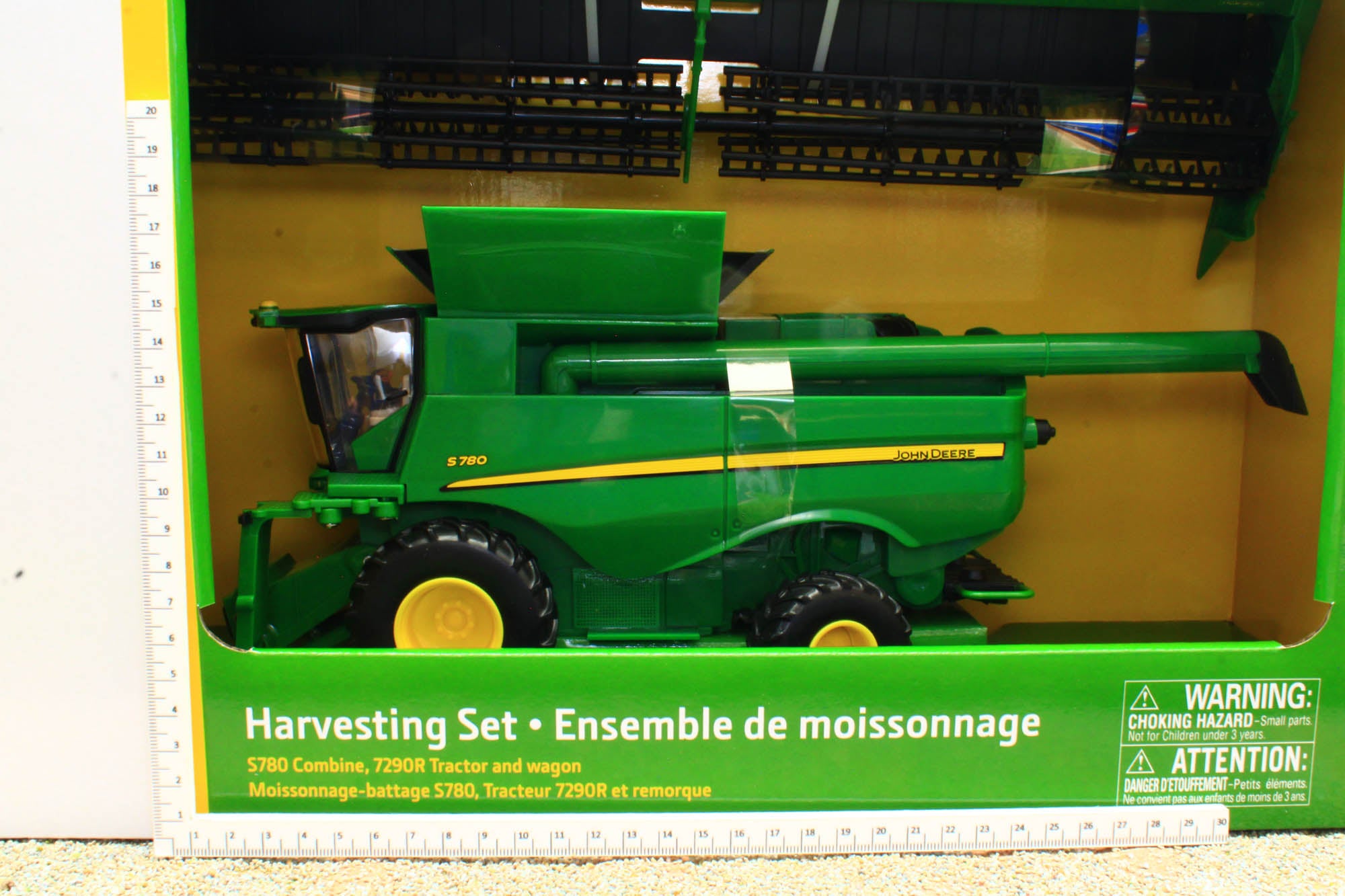 Ertl Machine Set ERT47358 ERTL 1:32 Scale John Deere Harvesting Set inc S780 Combine wi ...