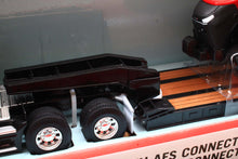 Load image into Gallery viewer, ERT47369 Ertl 1:32 Scale Peterbilt 579 Truck with low loader and Case IH Magnum 380 Tractor