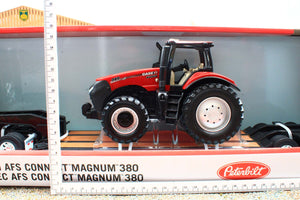 ERT47369 Ertl 1:32 Scale Peterbilt 579 Truck with low loader and Case IH Magnum 380 Tractor