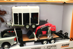 ERT47431 Ertl 1:32 Scale Dodge Ram 3500 Pickup truck with gooseneck trailer Case SV340B Skid Steer in pink and horse box