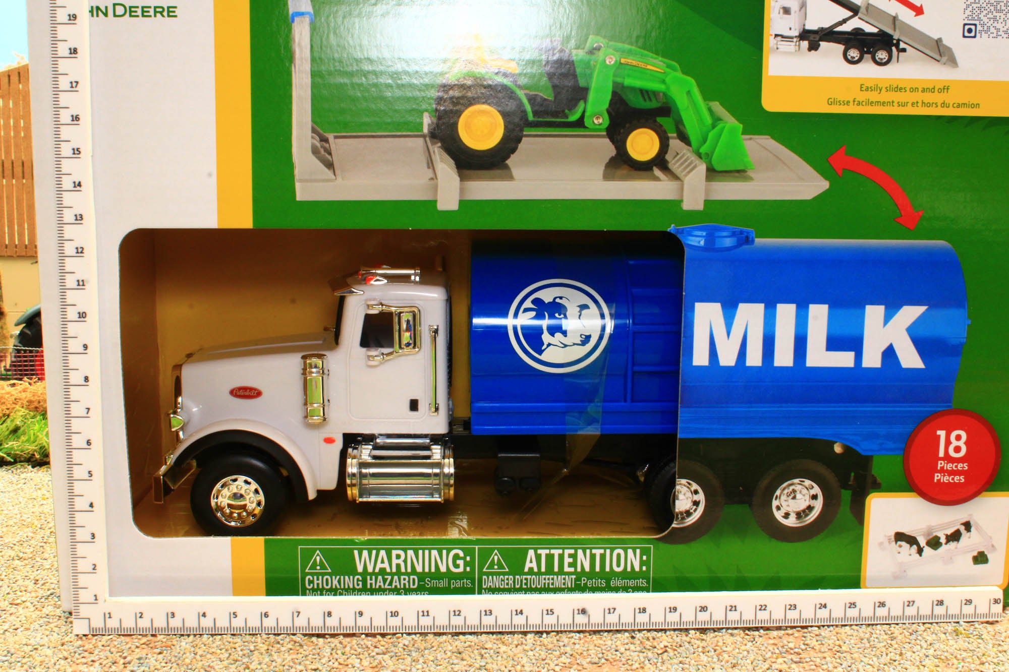 Ertl ERT47496 Ertl 1:32 Scale Peterbilt Milk Tanker Lorry with 'switch and ...