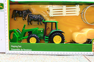 ERT47519 Ertl 1:32 Scale John Deere Hay Set