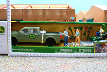 Load image into Gallery viewer, ERT47551 ERTL 1:32 Scale 4x4 Vehicle with trailer and Lawn Care Set