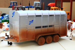 EX-DISPLAY 2890 Siku Ifor Williams Muddy Livestock Trailer With 2 Cows