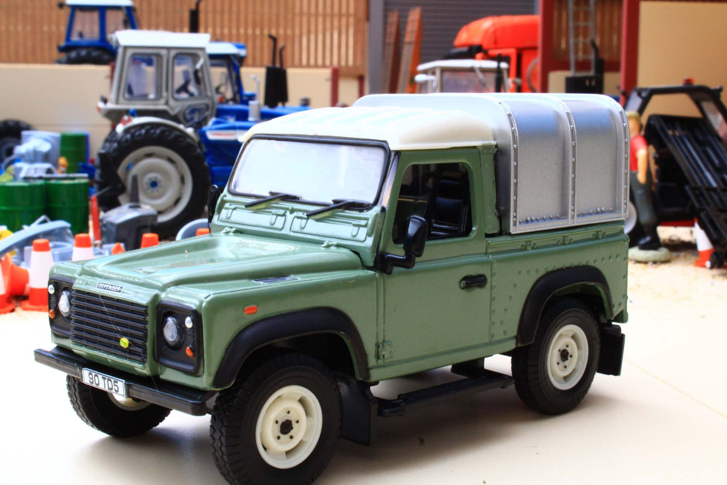 Britains Land Rover EX-DISPLAY