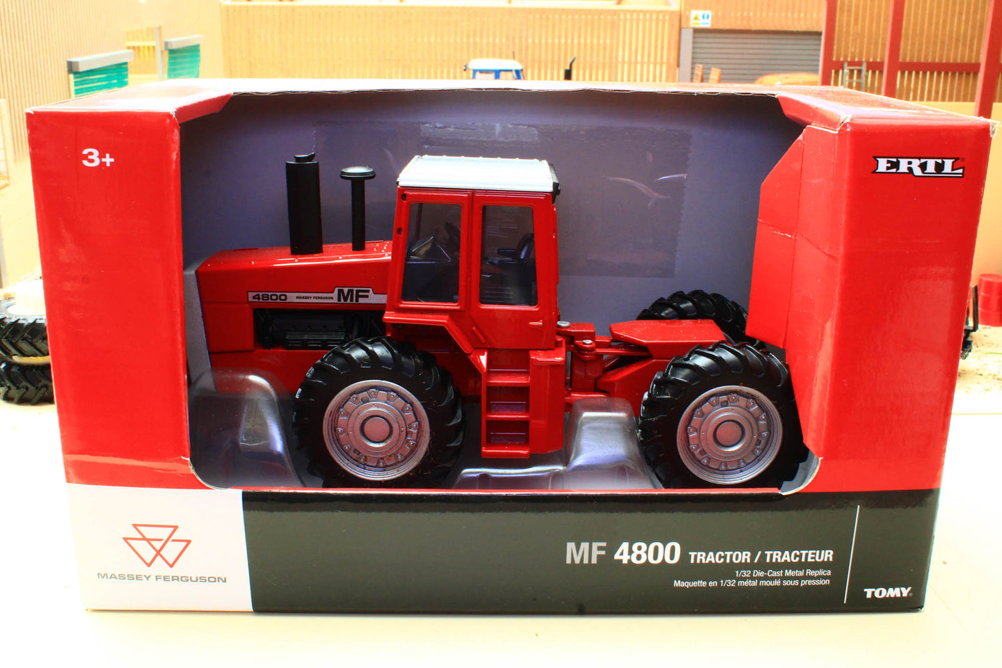Ex Display ERT16444 Ertl 132 Scale Massey Ferguson 4800 4WD Articulated Tractor