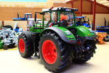 Load image into Gallery viewer, EX-DISPLAY W7864 Wiking Fendt 1050 Vario 4WD Tractor 100% with Box