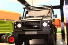 Load image into Gallery viewer, GTS968 GT SPIRIT 1:18 Scale Land Rover Defender 110 SW Adventure Edition 2016 in Corris Grey