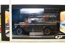 Load image into Gallery viewer, GTS968 GT SPIRIT 1:18 Scale Land Rover Defender 110 SW Adventure Edition 2016 in Corris Grey