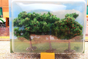 HK01160 HEKI Apple Trees 8cm x 3