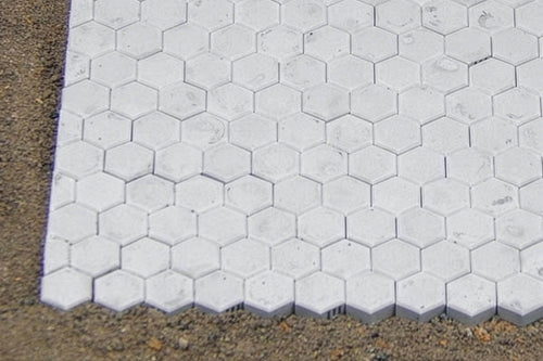 JL23284 Juweela 1:32 Scale Hexagonal Paving Slabs - Light Grey (270pcs)