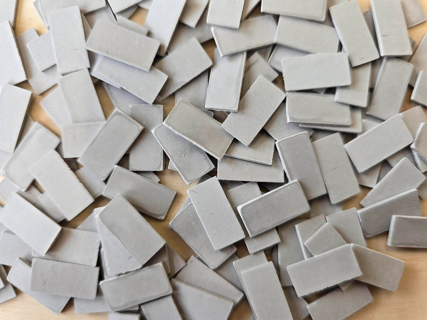 JL23340 Juweela 1:32 Scale Walkway Slabs - Light Grey (140pcs)