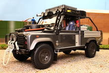 Load image into Gallery viewer, KYOR08903TR KYOSHO 118 Scale LAND ROVER DEFENDER TOMB RAIDER EDITION 2001