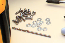 Load image into Gallery viewer, BT3091 Replacement Hitch Pin Kit for Britains Tractors