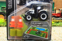 Load image into Gallery viewer, MAI15592V MAISTO 1:87 Scale Valtra Q0305 4WD Tractor farm playset