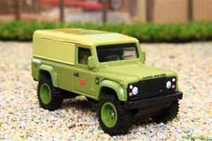 MATHNW46 Hotwheels 1:87 Scale Land Rover Defender 110