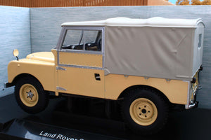 MCG18368 MCG 1:18 Scale Land Rover Series 1 in Beige 1957