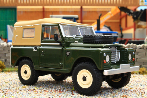 MM2420-03 MARGE MODELS 1:32 Scale Land Rover Series III 88 Soft top in Deep Bronze Green