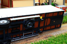 Load image into Gallery viewer, MM1902-01 Marge Models Pacton Curtainsider Lorry Trailer in White