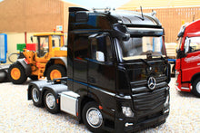 Load image into Gallery viewer, MM1910-02 Mercedes-Benz Actros Bigspace 6x2 in Black
