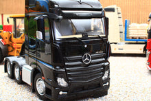 Load image into Gallery viewer, MM1910-02 Mercedes-Benz Actros Bigspace 6x2 in Black