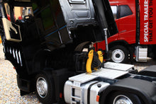 Load image into Gallery viewer, MM1910-02 Mercedes-Benz Actros Bigspace 6x2 in Black