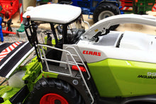 Load image into Gallery viewer, MM2223 Marge Models Claas Jaguar 990 Forage Harvester with Wheels and Orbis 900 Header