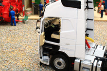 Load image into Gallery viewer, MM2321-01 Marge Models Volvo FH5 750 6x2 Clear White