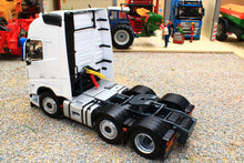 Load image into Gallery viewer, MM2321-01 Marge Models Volvo FH5 750 6x2 Clear White