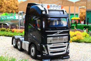 MM2321-02 Marge Models Volvo FH5 750 6x2 Anthracite