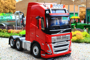 MM2321-03 Marge Models Volvo FH5 750 6x2 Red