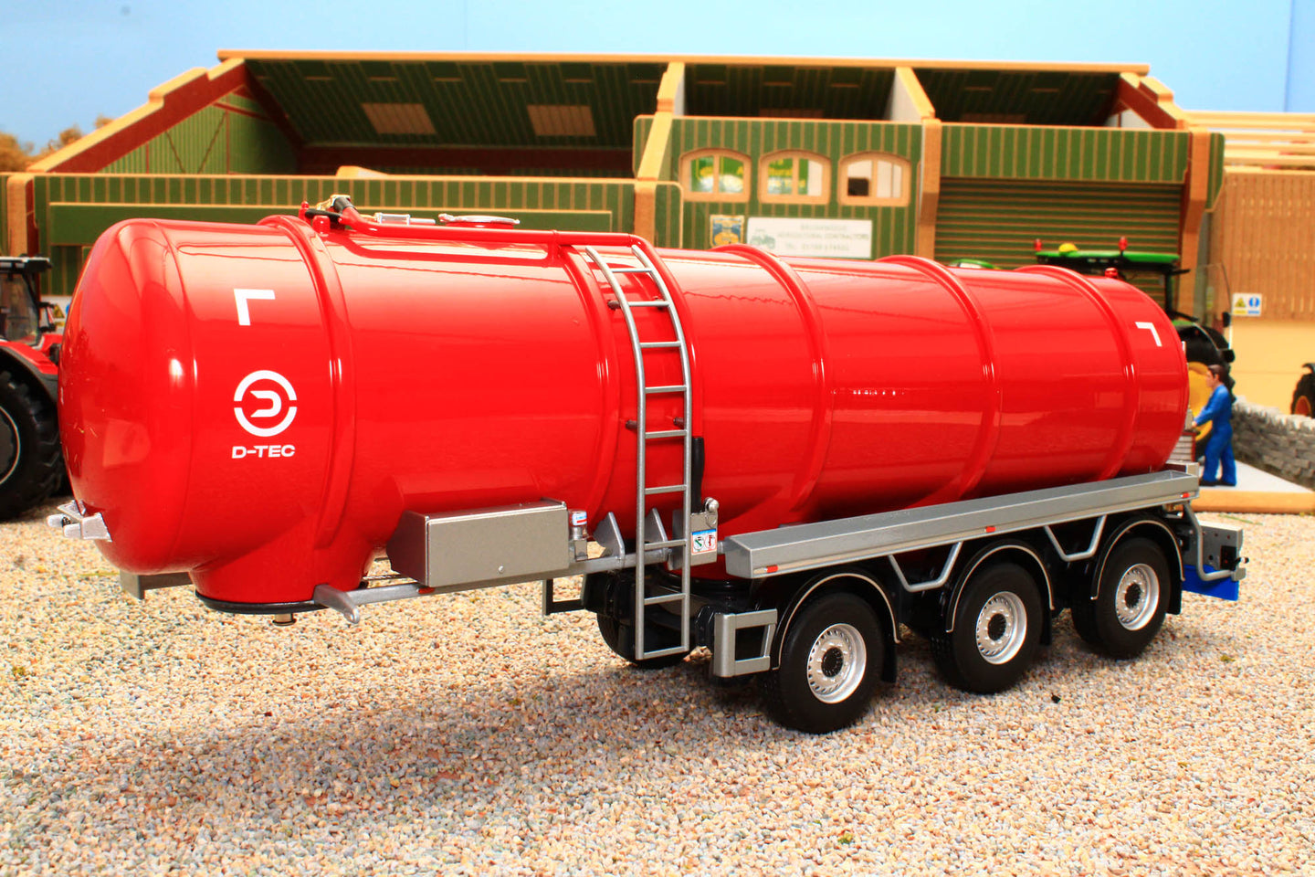 MM2326-01 Marge Models 1:32 Scale D-Tec Tanker Lorry Trailer in Red