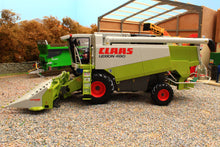 Load image into Gallery viewer, MM2504 Marge Models Claas Lexion 480 Combine Harvester with Cornspeed 8 75C Header
