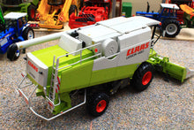 Load image into Gallery viewer, MM2504 Marge Models Claas Lexion 480 Combine Harvester with Cornspeed 8 75C Header