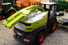 Load image into Gallery viewer, MM2508 Marge Models 1:32 Scale Claas Jaguar 1090 with Orbis Header